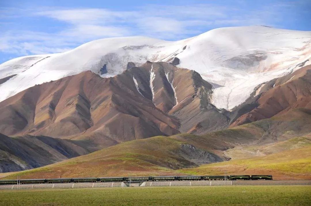 新藏铁路要来了,再次刷新世界顶级美景!