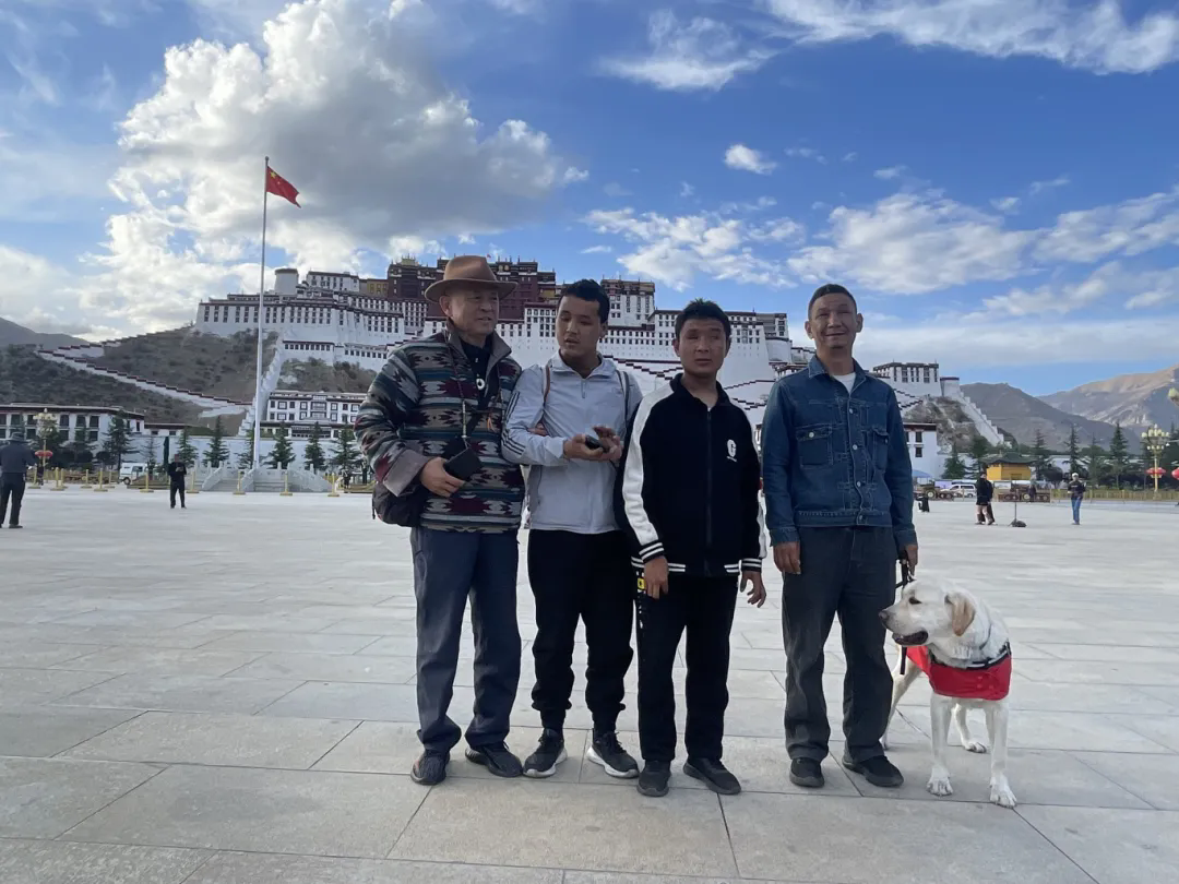 1722046743870764.png 2.webp.png