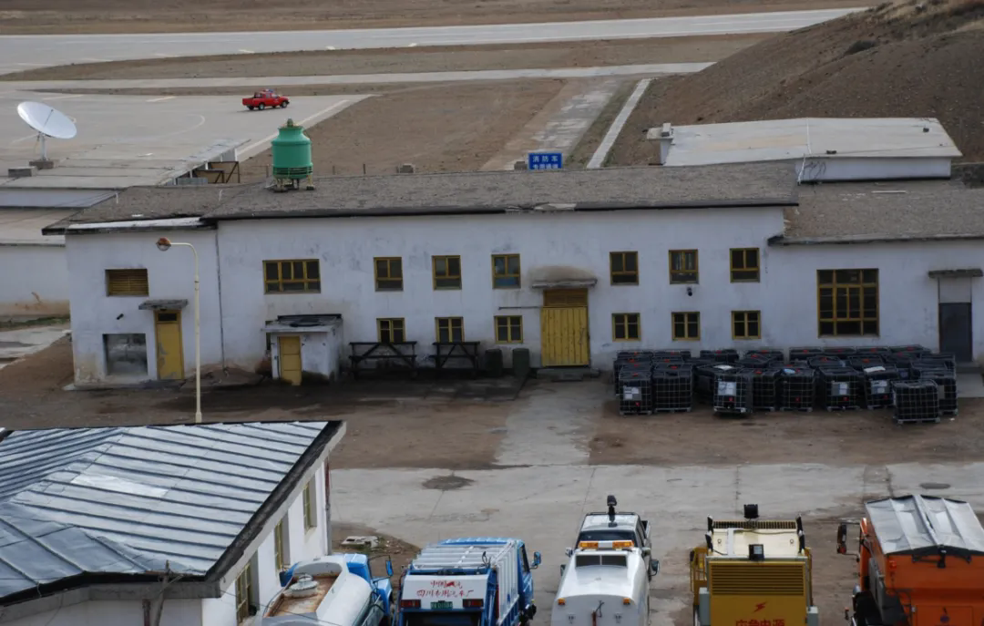 1728354834722277.png 5.webp.png